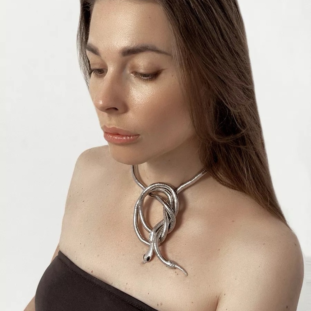 Snake Bendable Snake Chain – Wear Your Imagination - Picture 7 of 8
